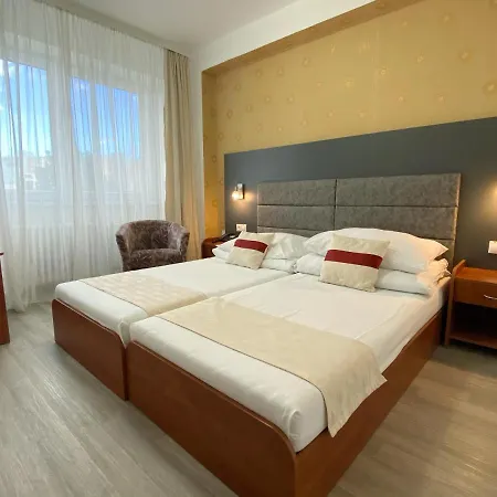Baronka Hotel 4*
